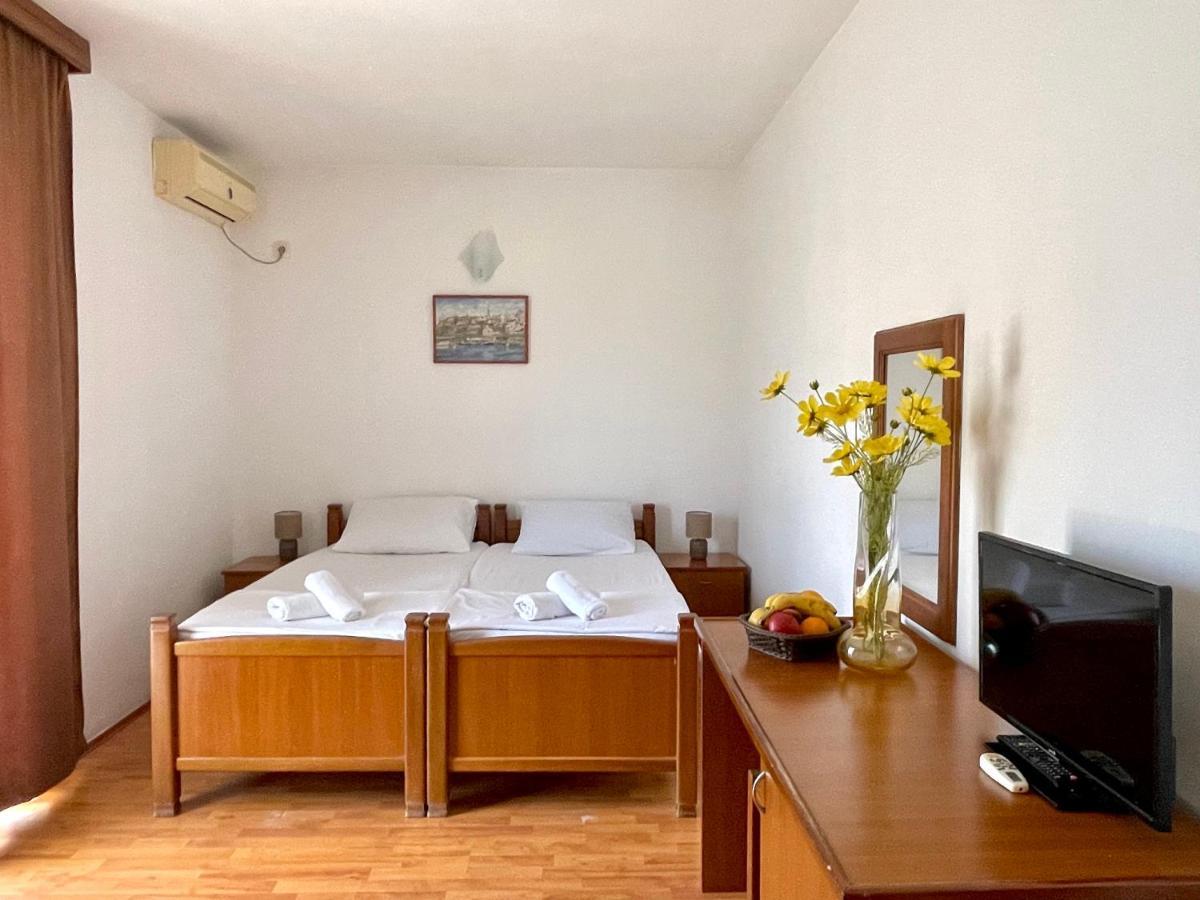 Villa Ns Velji Vinogradi Budva Bagian luar foto