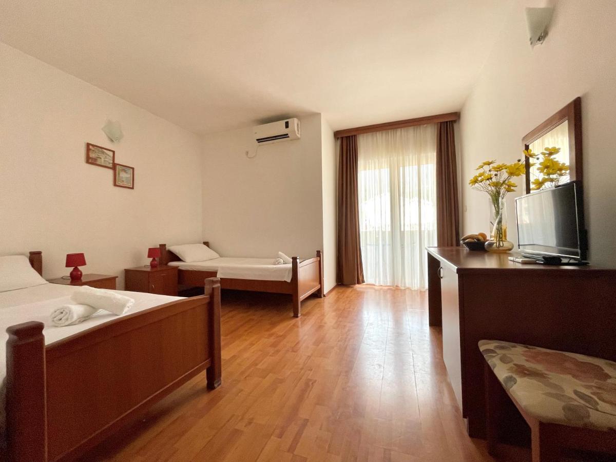Villa Ns Velji Vinogradi Budva Bagian luar foto