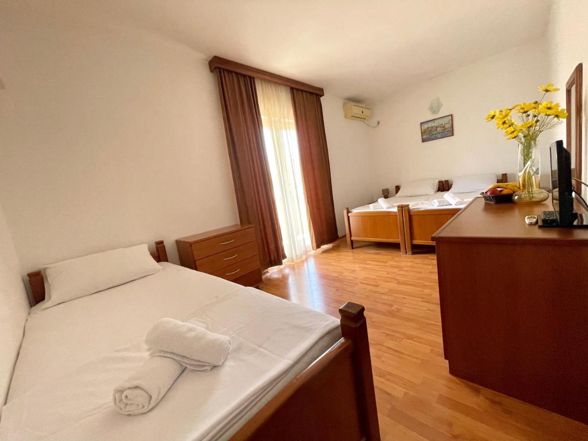 Villa Ns Velji Vinogradi Budva Bagian luar foto