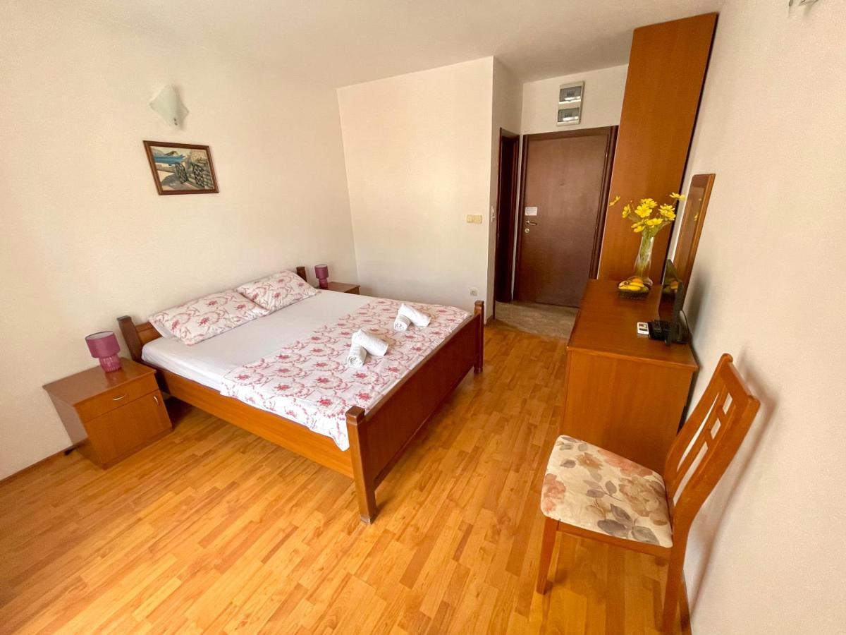 Villa Ns Velji Vinogradi Budva Bagian luar foto